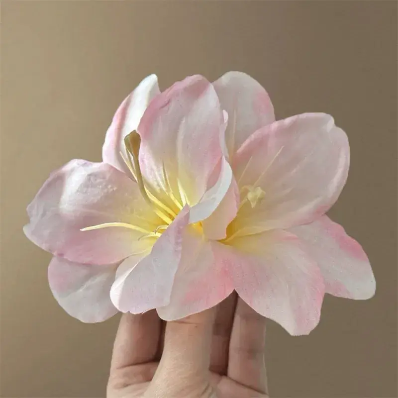 Lily Pink n White Hair Clip